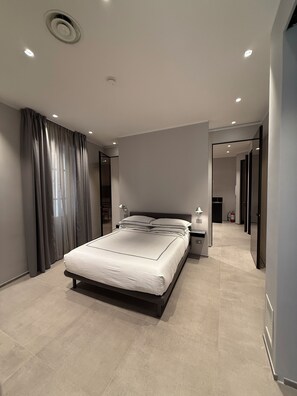 Apartment, City View | Blackout drapes, iron/ironing board, free WiFi - LEOPOLDO SUITES (Cagliari)