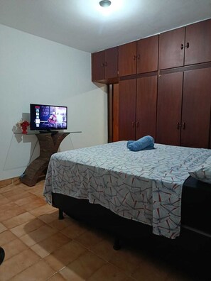 1 habitación, wifi gratis, ropa de cama y acceso para silla de ruedas 