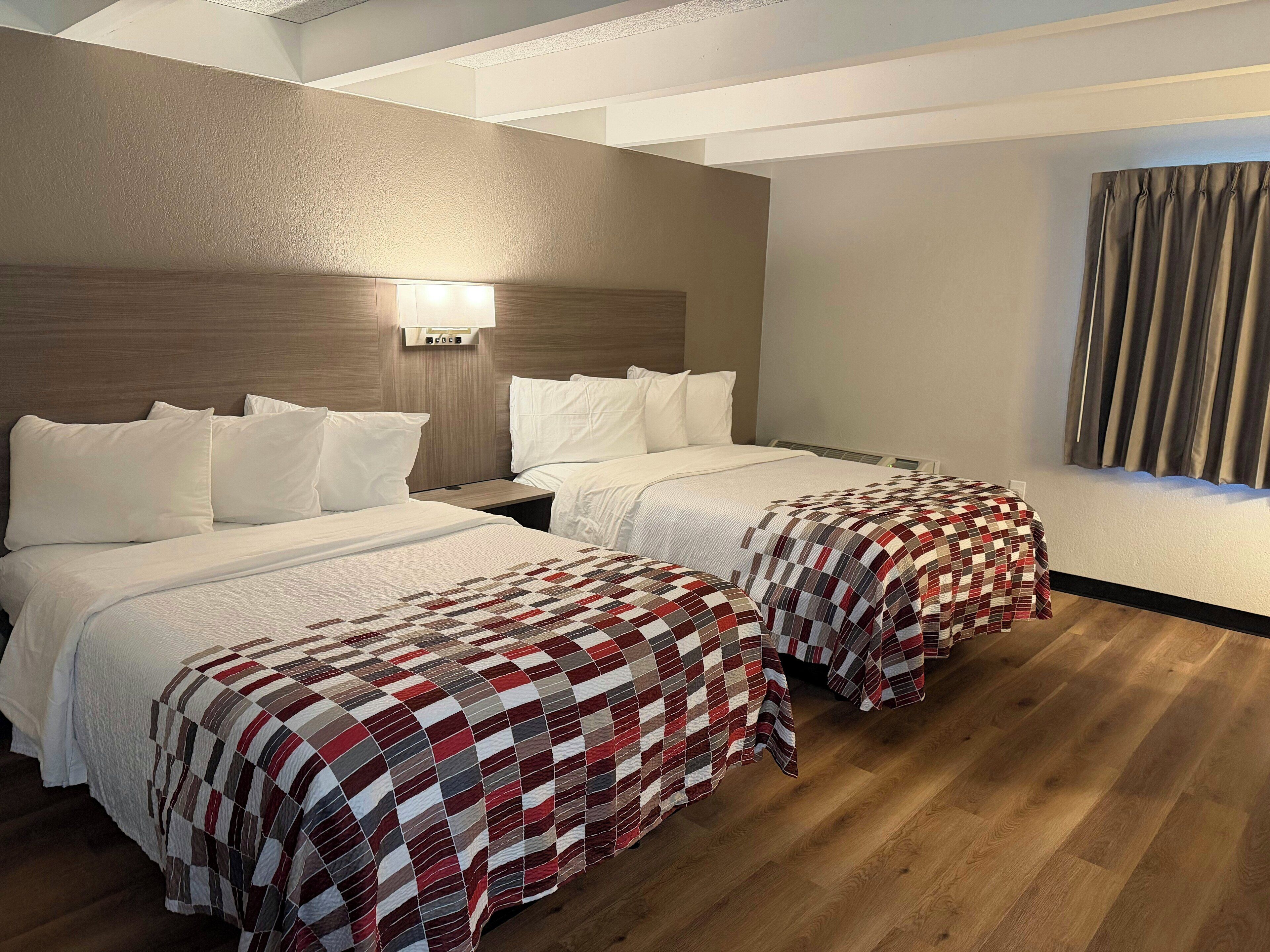 Desk, laptop workspace, free WiFi, bed sheets