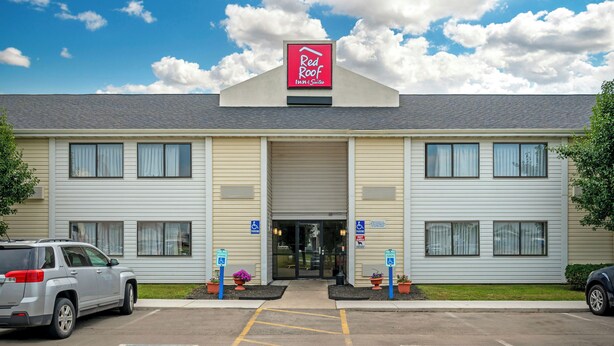 Unclassified image, 1 of 35, button - Red Roof Inn Kokomo  (Kokomo)