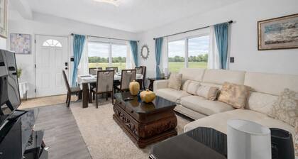 4BR in Sanford + King Bed - 5 Mins to Downtown