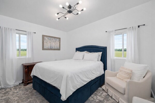 4 habitaciones, escritorio, tabla de planchar con plancha y wifi gratis 