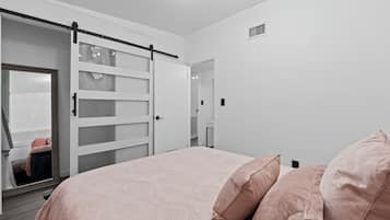 4 chambres, bureau, fer et planche Ă repasser, Wi-Fi gratuit