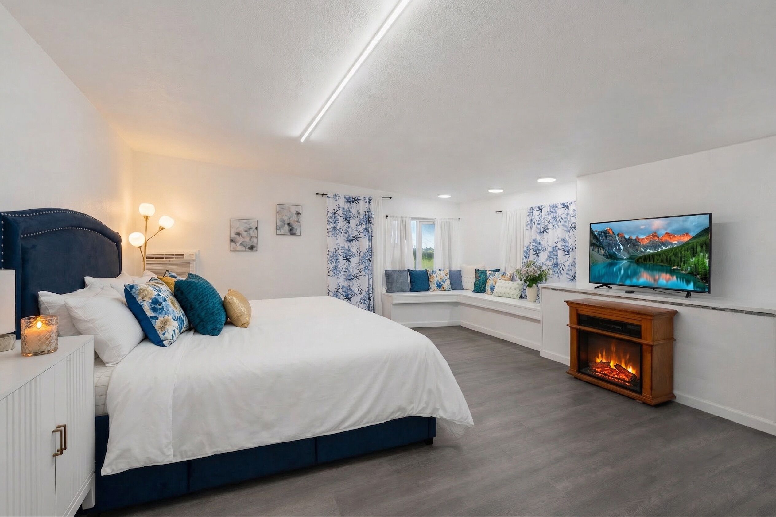 4 bedrooms, desk, iron/ironing board, free WiFi