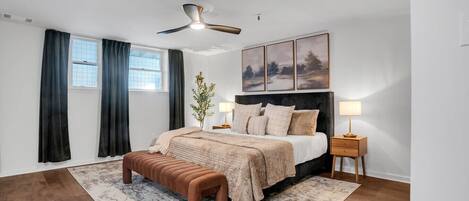 Desk, iron/ironing board, WiFi, bed sheets