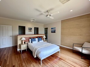 3 bedrooms, iron/ironing board, free WiFi