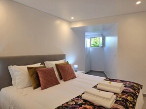 Accès Internet, draps fournis