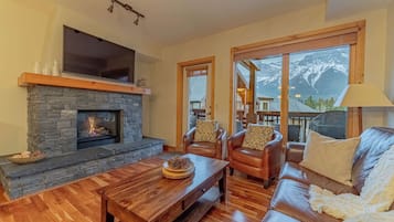 Télévision, cheminée