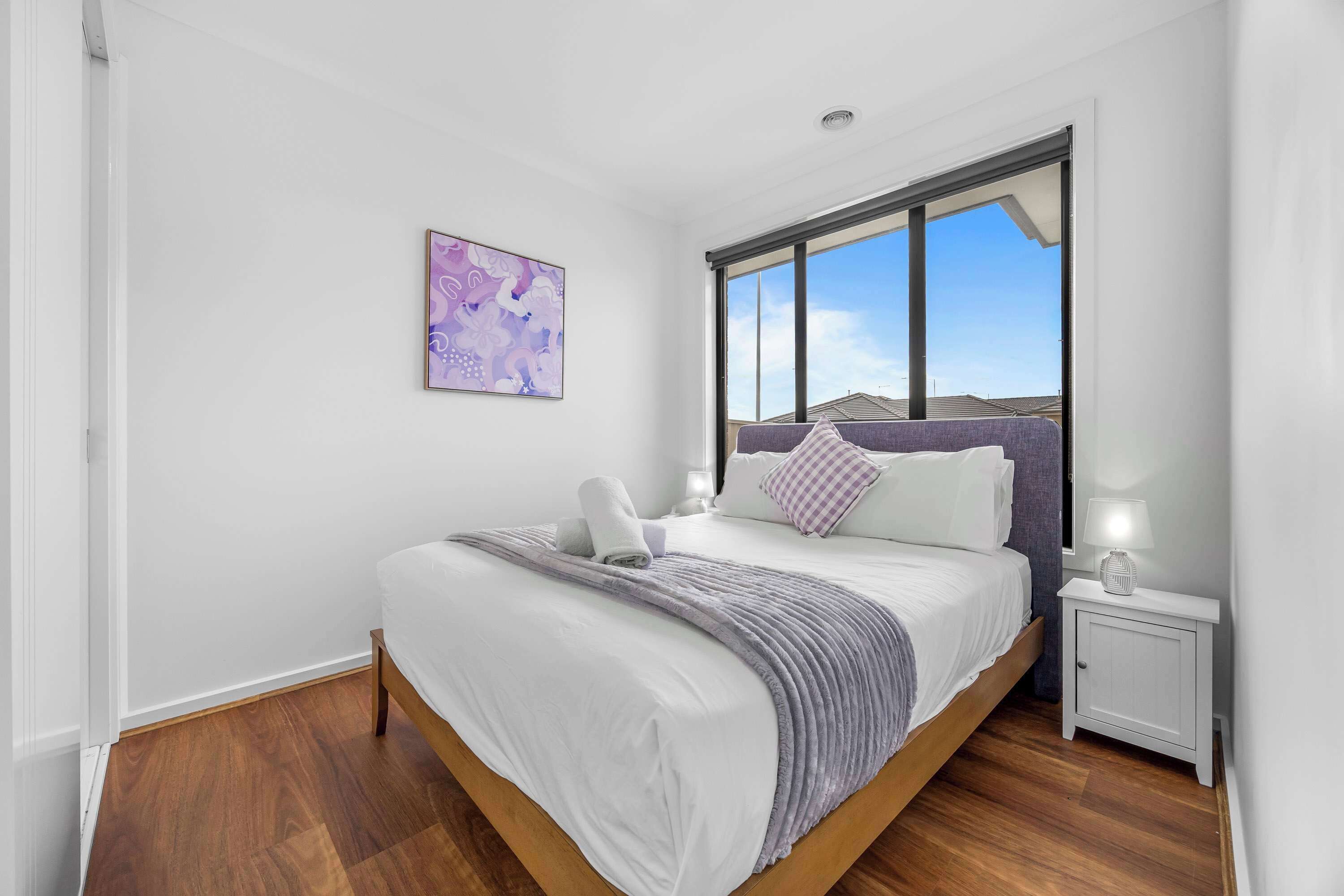 Iron/ironing board, WiFi, bed sheets