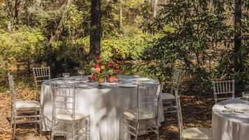 Área para banquetes al aire libre