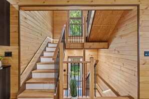 Interior - Pocono River front Home near Camelback Resort (Pocono Township)