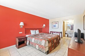 Zimmer, 1 King-Bett, Nichtraucher | Schreibtisch, kostenloses WLAN, Bettwäsche