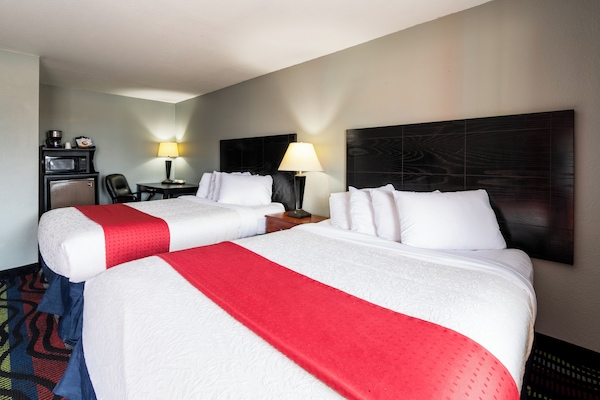 Basic Quadruple Room | Wi-fi percuma