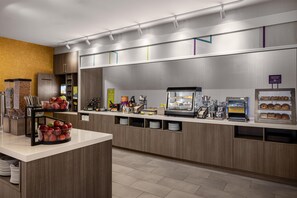 Tägliches inbegriffenes Frühstücksbuffet