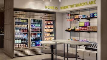 Snack bar