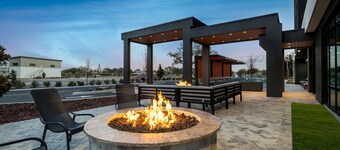 Home2 Suites By Hilton Riverview Tampa