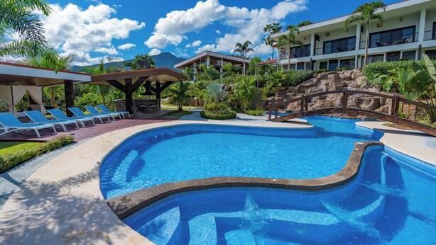 BBQ/picnic Area - Hotel Sanctuarium Adults Only (La Fortuna)