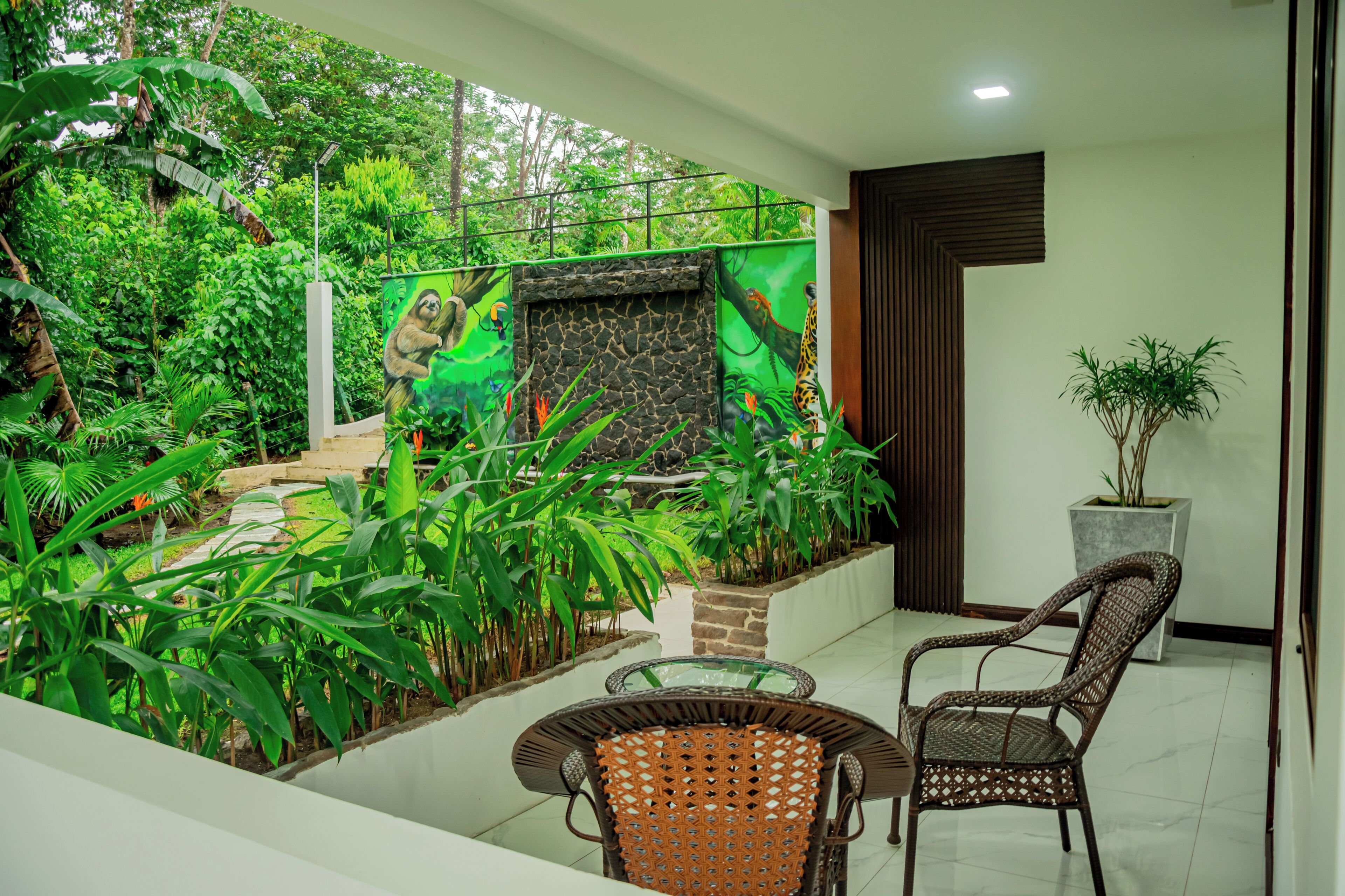 Superior Room, Mountain View | In-room safe, desk, laptop workspace, blackout drapes