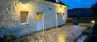 La Bergerie des vignes" country house shared with sheep.