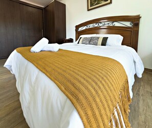 舒適單棟房屋, 露台, 庭園景 | 遮光窗簾/窗簾、免費 Wi-Fi