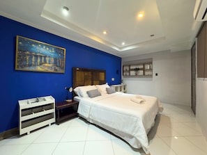 Comfort House, Balcony, Courtyard View | Blackout curtains, free WiFi - Casa estilo americano de 2 habitaciones (Asunción)