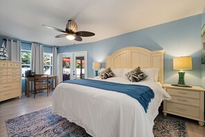 Desk, iron/ironing board, travel cot, WiFi - 4BR Htd Pool, 10 MIN to Beach, Mini Golf, Fire Pit (Bradenton)
