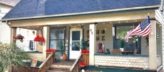 Pet-Friendly 2-Story Home Near Youngstown - Fast WiFi - Quiet Area