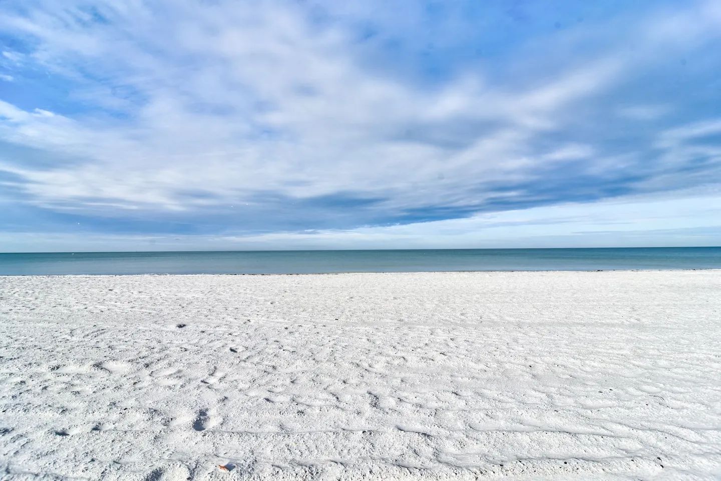 Beach nearby, sun loungers