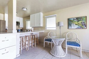 Dining - Kauai PHale 1BR Pha1 (Kapaa)