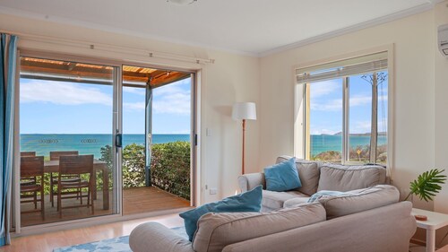 1/8 RailwayTce, Port Elliot