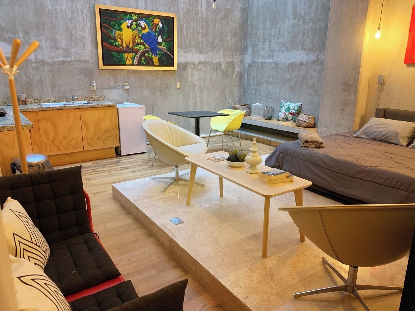 Basic Single Room | Free WiFi