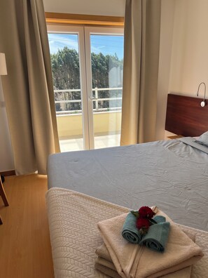 4 chambres, Wi-Fi gratuit, draps fournis