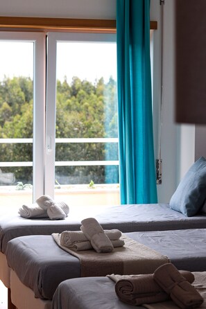 4 chambres, Wi-Fi gratuit, draps fournis