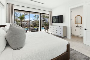6 bedrooms, iron/ironing board, free WiFi, bed sheets - Happy SOL | 30A | Built 2024 | Golf Cart (Santa Rosa Beach)
