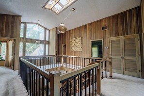 Interior - Expansive Lakeside Living: 6BR, Fishing Paradise (Hot Springs Village)