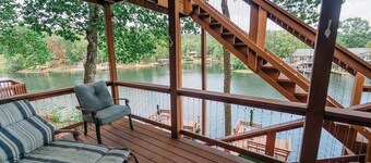 Family Fun Townhouse on lake Desoto
