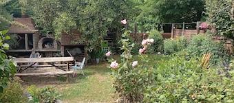 Los Colibríes duplex for rent (pet friendly)