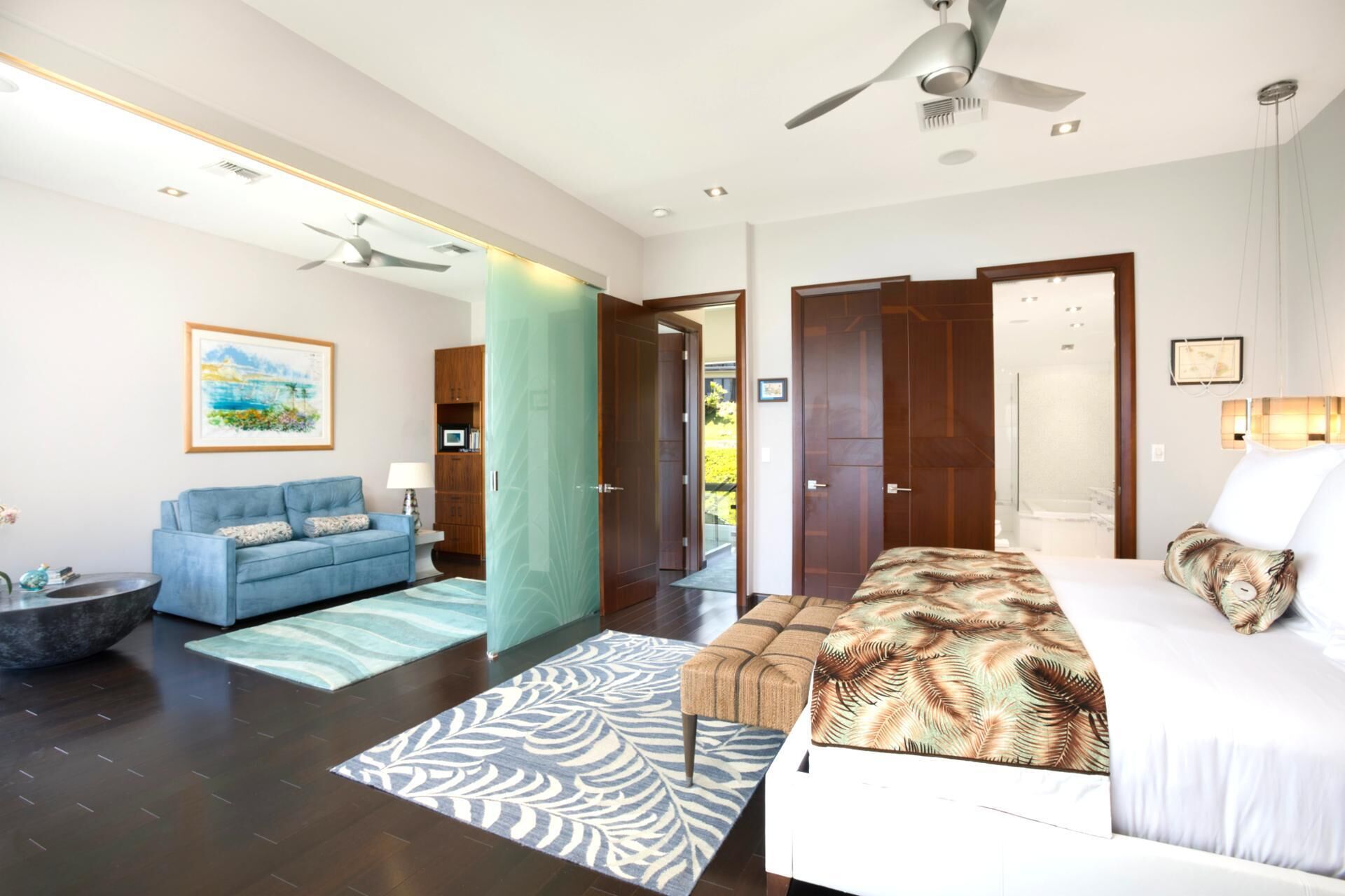 Condo (4 Bedrooms) | 4 bedrooms, laptop workspace, iron/ironing board, free cots/infant beds