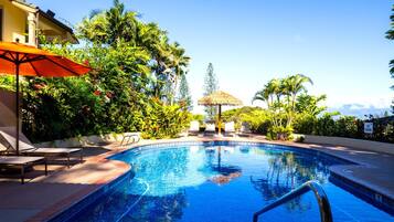 Condo (6 Bedrooms) | Pool