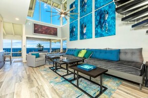 Huoneisto (5 Bedrooms) | Olohuone | Televisio