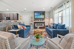 Televisión y oficina 