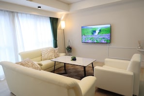 Studio Suite, Balcony, City View | Living area - Hotel Leap (Osaka)