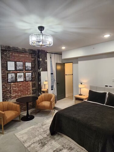 Beautiful 1-bedroom condo with AC in charming Chattanooga