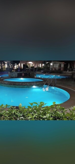 Deluxe Apartment, Park View | Living area - Fatima (Rio de Janeiro)