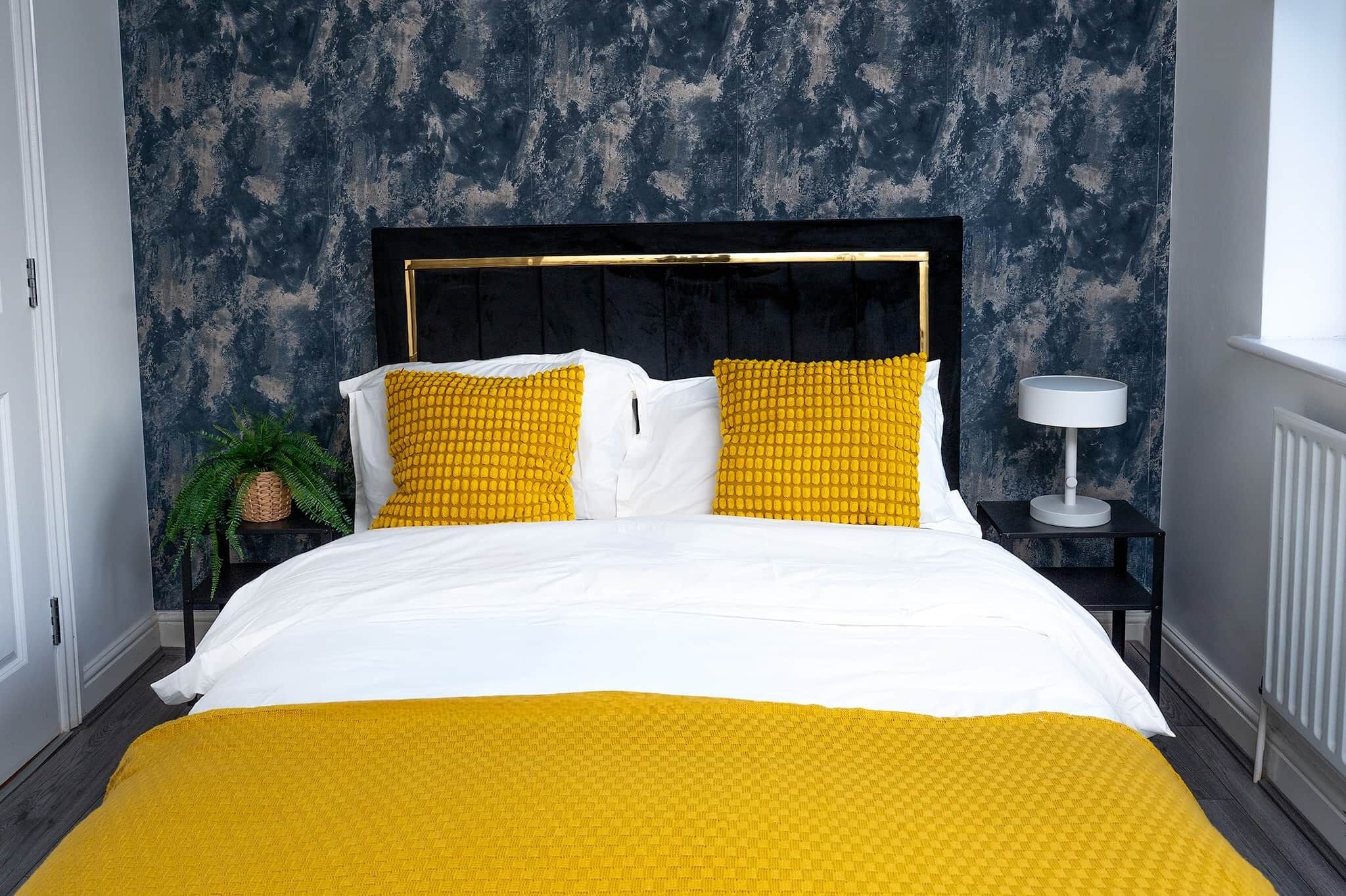 2 chambres, fer et planche à repasser, Wi-Fi, draps fournis