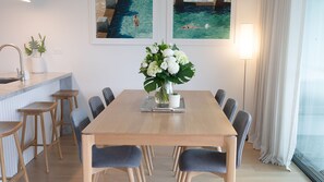 Dining - The Dudley, Coogee I90 (Coogee)