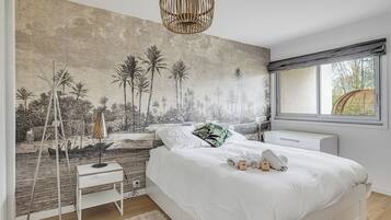 Fer et planche Ă repasser, Wi-Fi, draps fournis