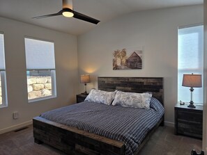 6 bedrooms, free WiFi, bed sheets