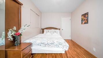 Standard Room, Garden View | Interior