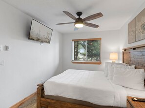 مكواة/لوح كي وواي فاي مجانًا وملاءات أسرّة